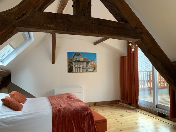 Imagen de la habitación del L\'&eacute;cole des Demoiselles. Foto 10