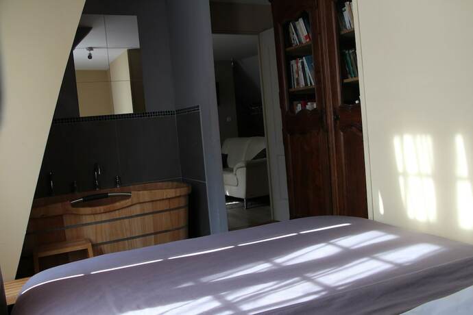 Imagen general del L\'&eacute;curie de Vieux-moulin. Foto 5