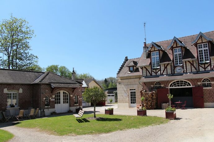 Imagen general del L\'&eacute;curie de Vieux-moulin. Foto 6