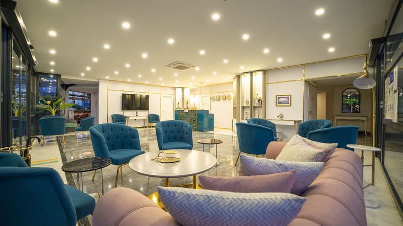 Imagen de los interiores del Leaf Port Hotel. Foto 17