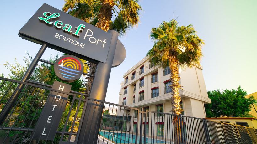 Imagen general del Leaf Port Hotel. Foto 1
