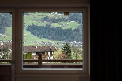 Imagen de la habitación del Lebe`schlitters - Das Ferienapartmenthaus im Zillertal. Foto 16