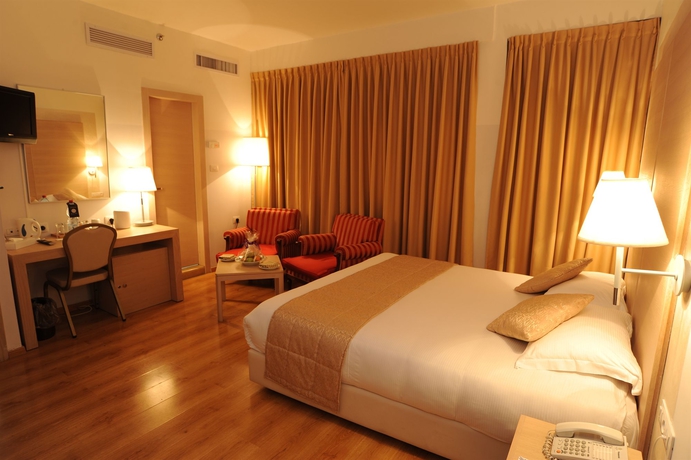 Imagen de la habitación del Legacy Hotel. Foto 8