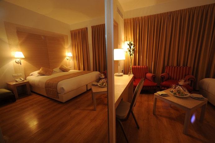 Imagen de la habitación del Legacy Hotel. Foto 10