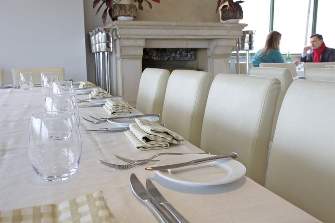 Imagen del bar/restaurante del Legacy Hotel. Foto 5