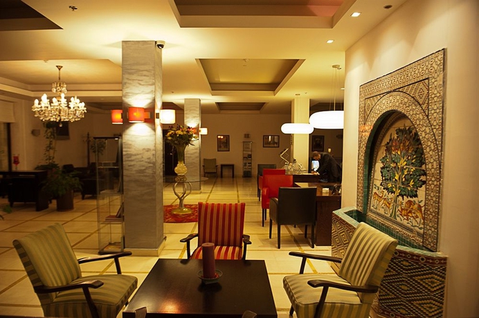 Imagen de los interiores del Legacy Hotel. Foto 16