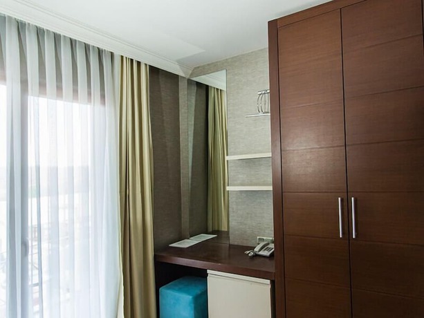 Imagen de la habitación del Legend Park Hotel. Foto 7