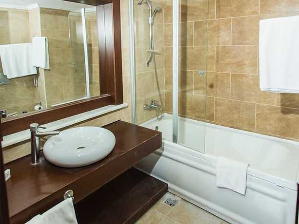 Imagen de la habitación del Legend Park Hotel. Foto 11