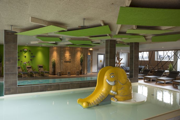 Imagen de la piscina del Leiners Familienhotel. Foto 18