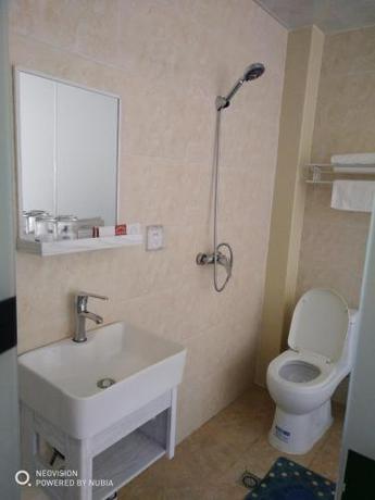 Imagen de la habitación del Lele Business Hotel. Foto 9