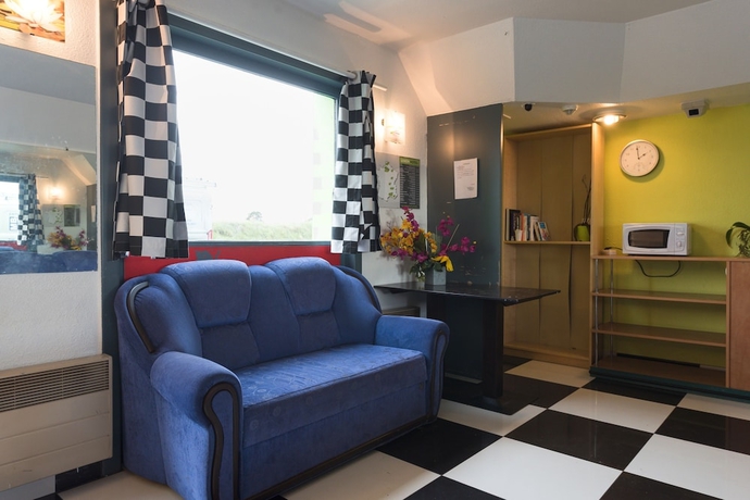 Imagen de los interiores del Lemon Hotel - Mery Sur Oise/cergy. Foto 19