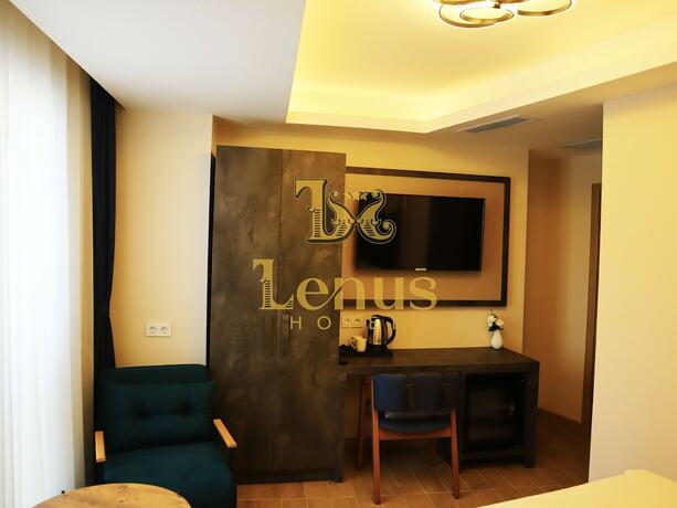 Imagen de la habitación del Lenus Hotel. Foto 19