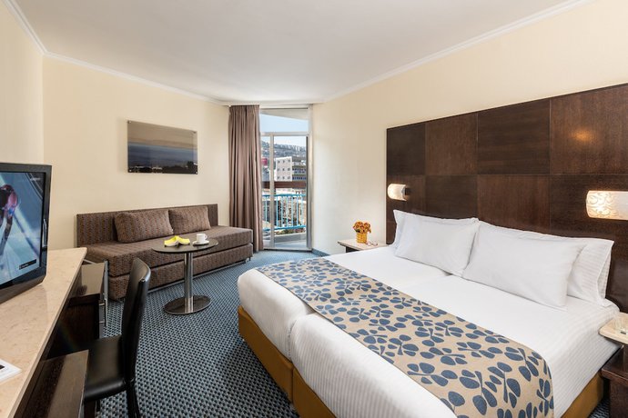 Imagen de la habitación del Leonardo Club Hotel Tiberias. Foto 4