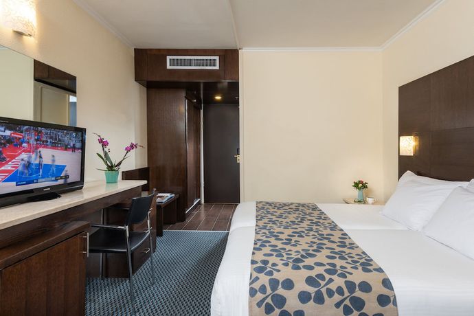 Imagen de la habitación del Leonardo Club Hotel Tiberias. Foto 8