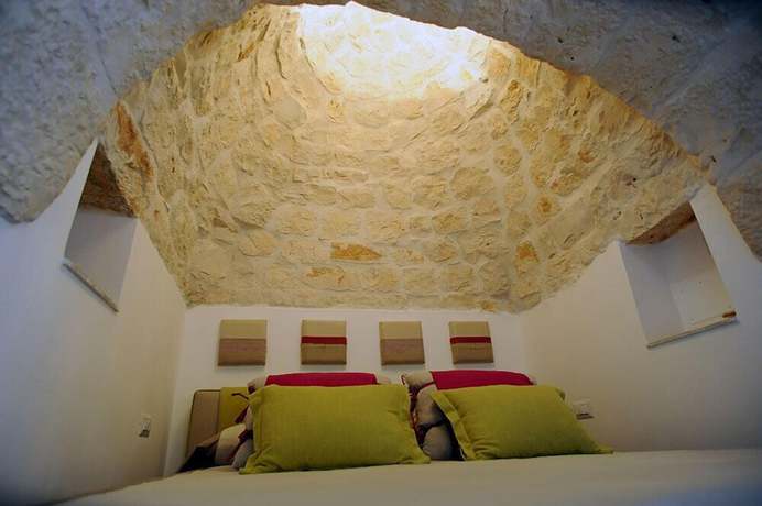 Imagen de la habitación del Leonardo Trulli Resort. Foto 6