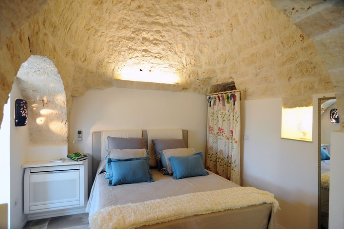 Imagen de la habitación del Leonardo Trulli Resort. Foto 11