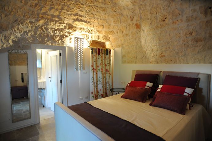 Imagen de la habitación del Leonardo Trulli Resort. Foto 15