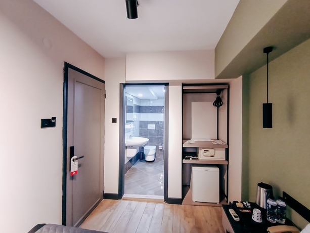 Imagen de la habitación del Leons Hotel. Foto 18