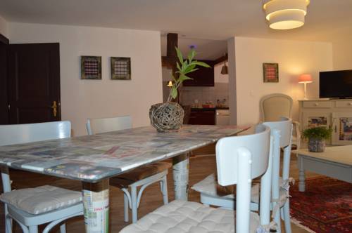 Imagen de la habitación del Les Ambrades Riquewihr. Foto 15