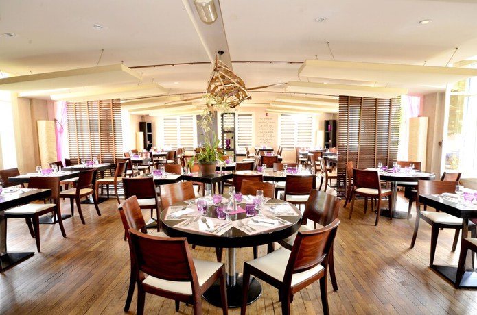 Imagen del bar/restaurante del Les Bords de Seine. Foto 3