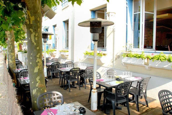 Imagen de los exteriores del Les Bords de Seine. Foto 11