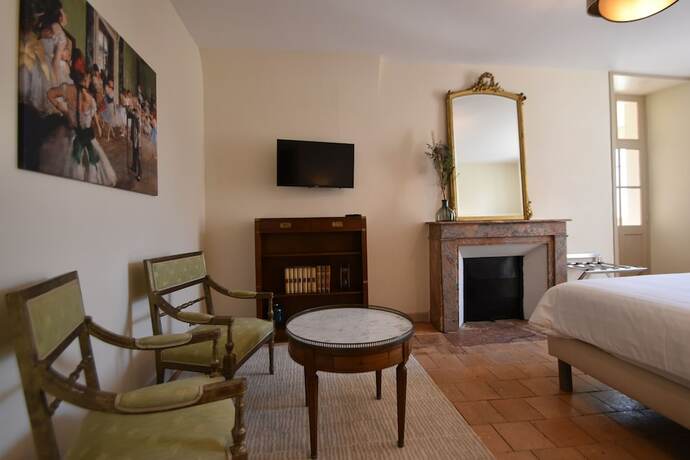 Imagen general del Les Destin&eacute;es. Foto 2