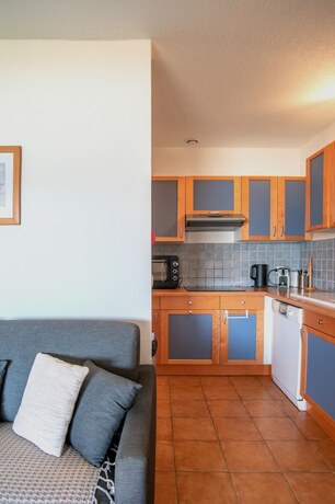 Imagen de la habitación del Les Hameaux De Santa Giulia. Foto 18
