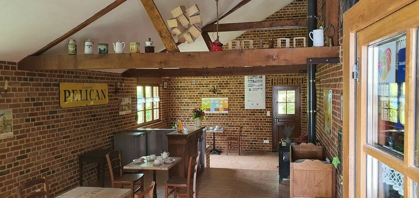 Imagen de los interiores del Les Mout'Anes. Foto 39