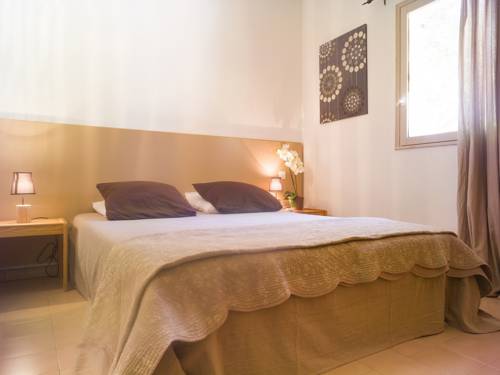 Imagen de la habitación del Les Pins De Santa Giulia. Foto 10