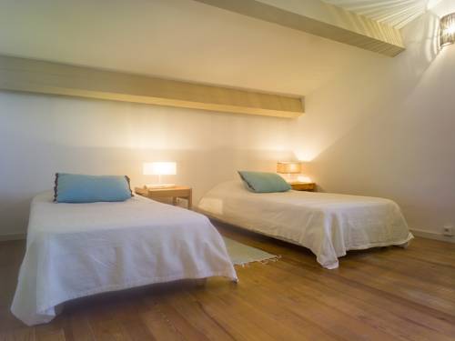 Imagen de la habitación del Les Pins De Santa Giulia. Foto 11