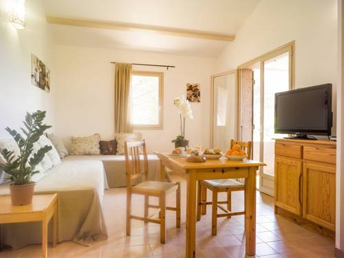 Imagen de la habitación del Les Pins De Santa Giulia. Foto 14