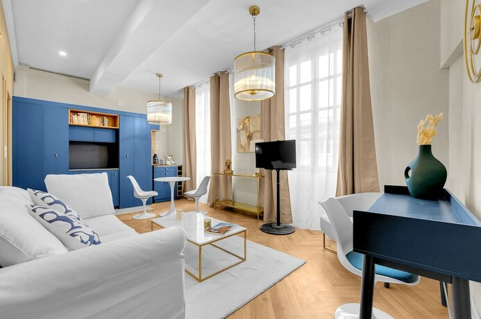 Imagen de la habitación del Les Relais du Capitole. Foto 18