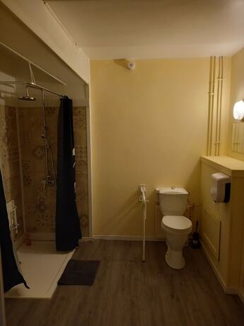 Imagen de la habitación del Les Remparts, Bénévent-l'Abbaye. Foto 13