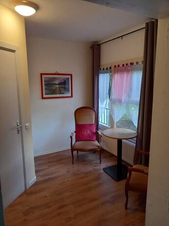 Imagen de la habitación del Les Remparts, Bénévent-l'Abbaye. Foto 15