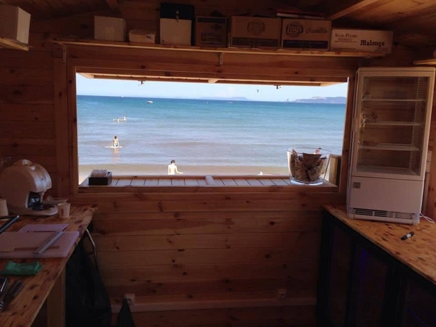 Imagen del bar/restaurante del Les Sables D'or, HYERES. Foto 1