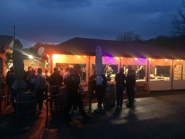 Imagen del bar/restaurante del Les Sentiers du Causse. Foto 8