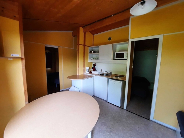 Imagen de la habitación del Les chalets de Millau. Foto 12