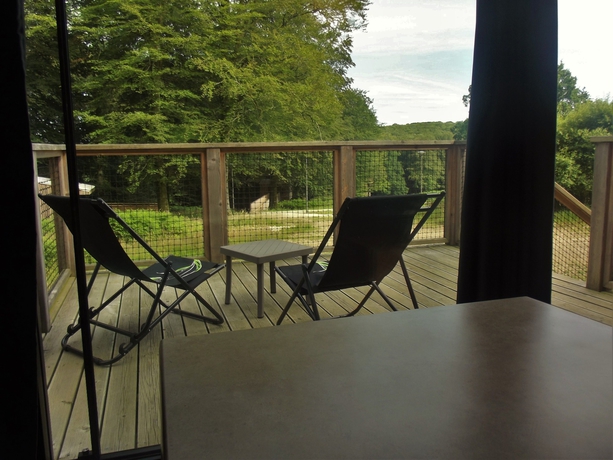 Imagen de los exteriores del L'etape En Foret. Foto 13