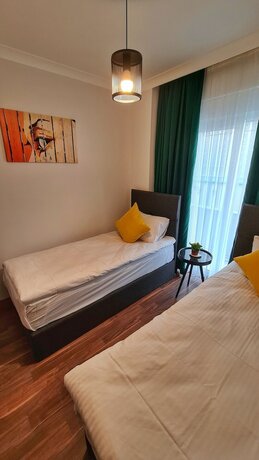 Imagen general del Letstay Sweet Home Yellow. Foto 1