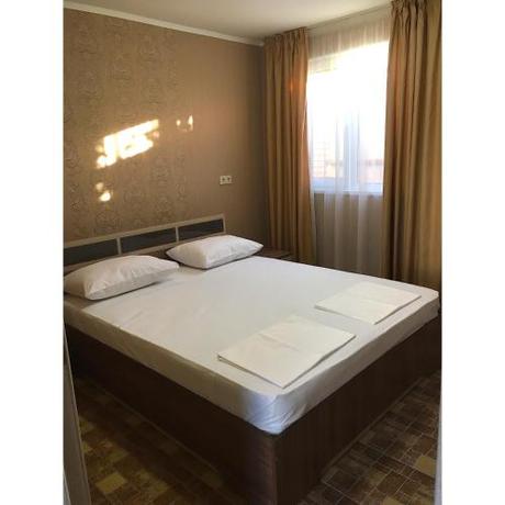 Imagen de la habitación del Levrus Hotel. Foto 6