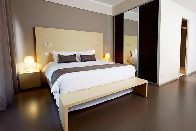 Imagen de la habitación del L'h&ocirc;tel Du Centre. Foto 11