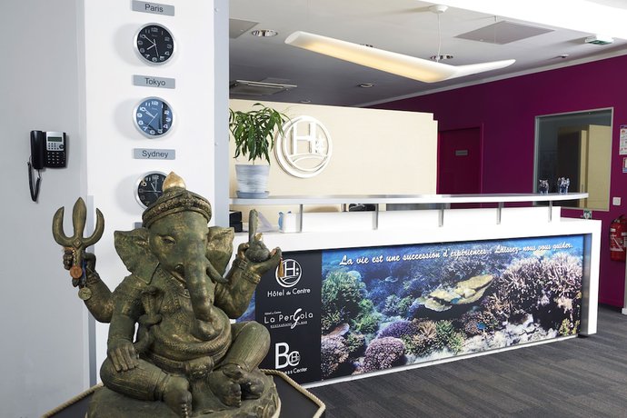 Imagen de los interiores del L'h&ocirc;tel Du Centre. Foto 20