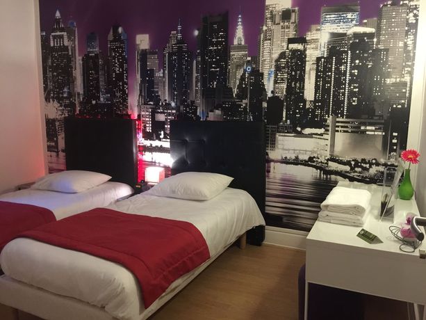 Imagen de la habitación del L'hôtel Du Cirque. Foto 15