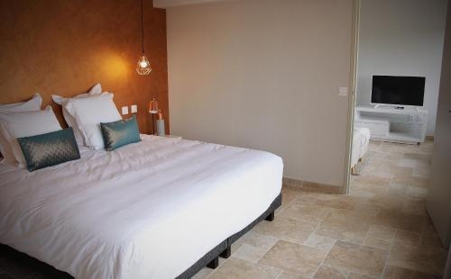 Imagen de la habitación del L'h&ocirc;tel Du Couvent. Foto 9