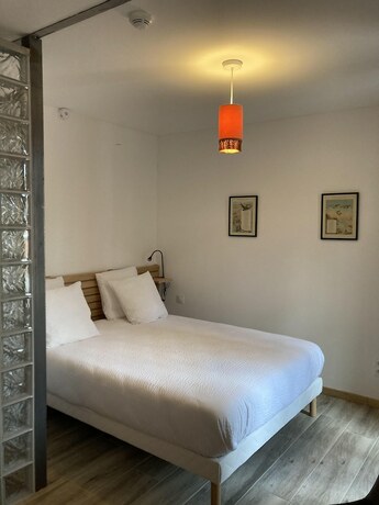 Imagen general del L\'h&ocirc;tel du Garage des Cevennes. Foto 8