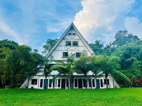 Imagen general del LiLLA Hilltop Retreats Janda Baik. Foto 3