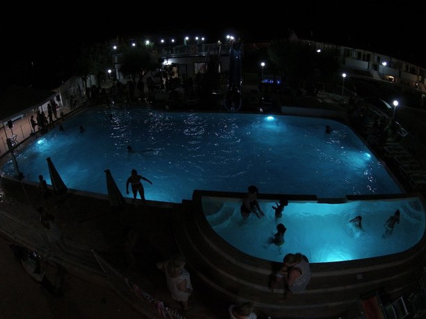 Imagen de la piscina del Lianna Beach Resort. Foto 19