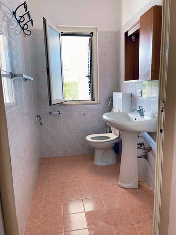 Imagen de la habitación del Lianna Beach Resort. Foto 9