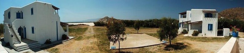 Imagen de los exteriores del Lianos Studios. Foto 14