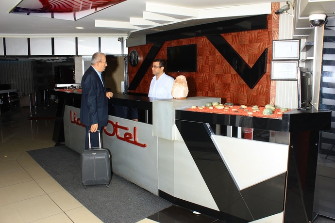 Imagen de los interiores del Lider Otel. Foto 11